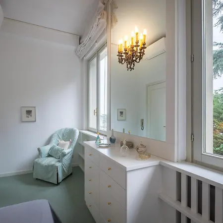 Sleeps 13 Pool Air Con Wifi *