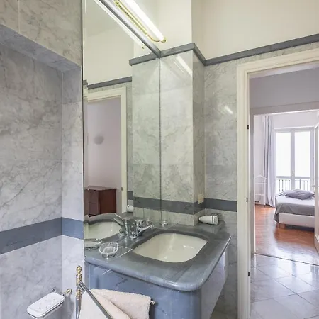 Sleeps 13 Pool Air Con Wifi