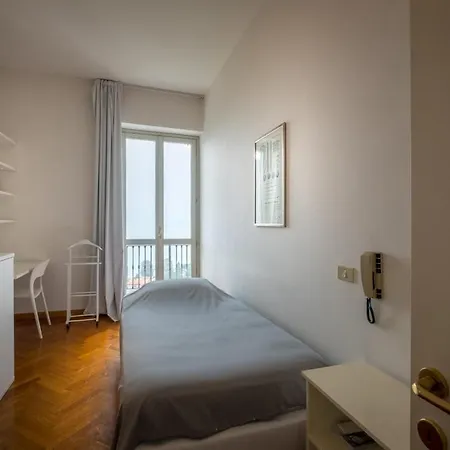 Sleeps 13 Pool Air Con Wifi *
